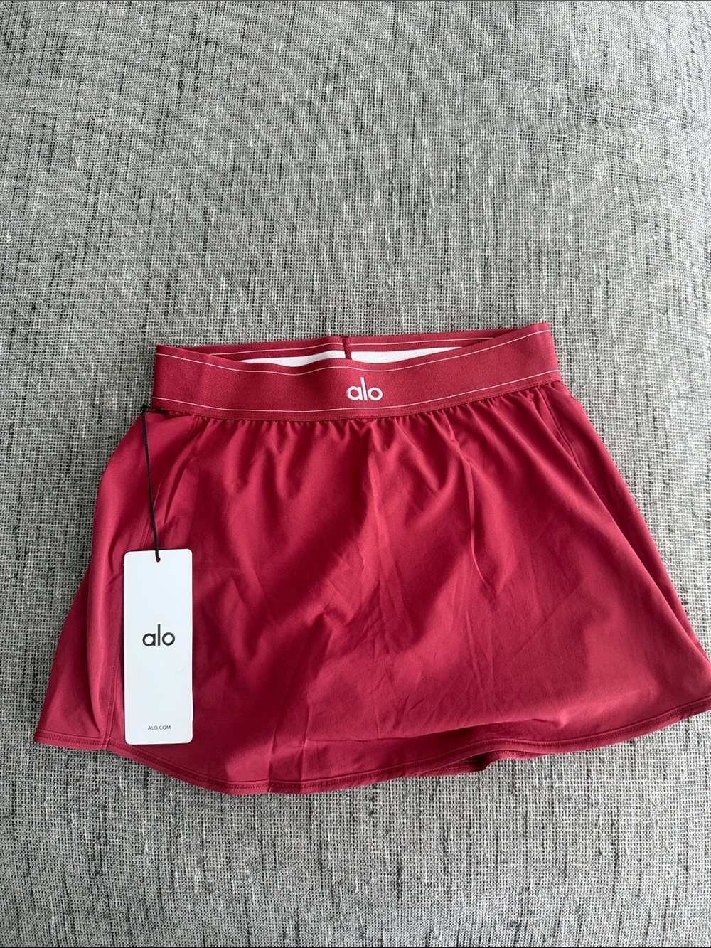 ALO Yoga Women's Cranberry Tennis Match Point Skirt